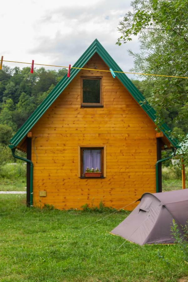 Hotel Camp Sutjeska Tjentiste Exterior foto